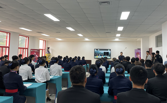 万博manbext网页登录海诚商业学校 2019级学生2021年度实习资讯(图1)