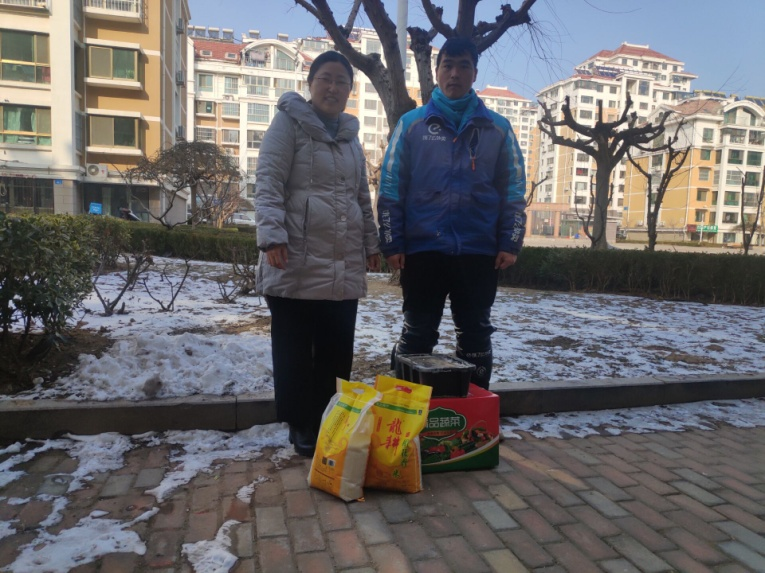 新年将至年味渐浓，温暖送达学生家中(图1)